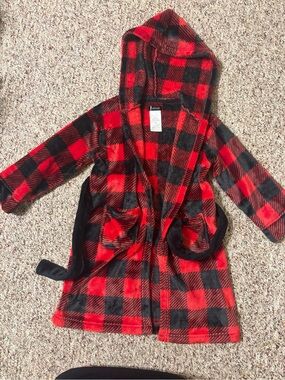 Kids small 4-6 Cuddl Duds Plush Hooded Robe - Red Black Buffalo Check